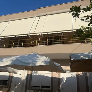 Fatos 2 -apartments Near The , Wlora Albania